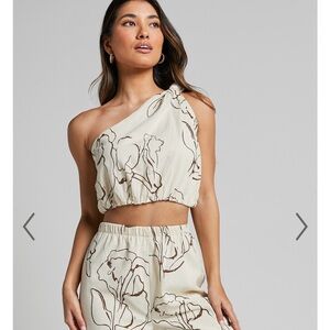 JEMIMA TWO PIECE SET - LINEN LOOK ONE SHOULDER CROP AND PANTS SET IN RUST FLORAL